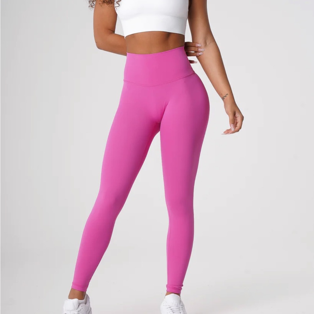 NVGTN seamless 2.0 pink leggings